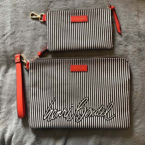 henri bendel Handbags - Henri Bendel Wristlet & Pouch